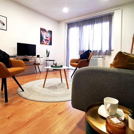 Artic Home Apartman-Nearby City Center! Pecs Exterior photo
